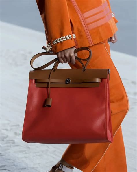 hermes herbag cleaning tips.